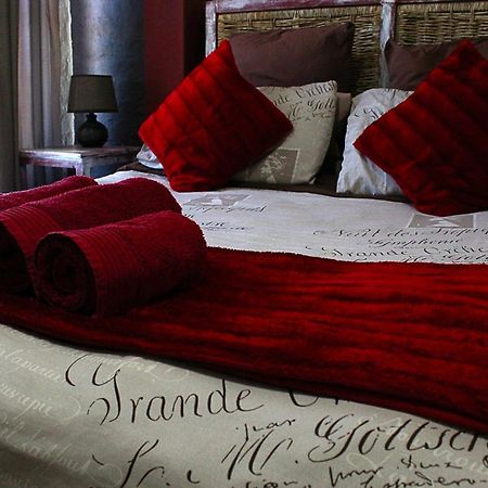דרבנוויל African Adventures Accommodation מראה חיצוני תמונה