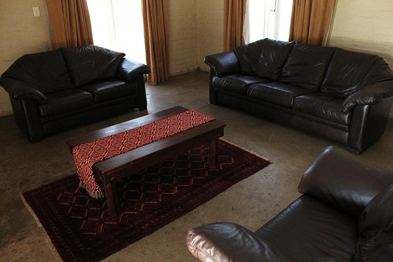 דרבנוויל African Adventures Accommodation מראה חיצוני תמונה
